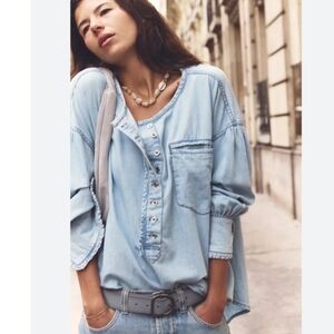 Free People Denim Dreaming Top In So Soft Light Wash M NWT